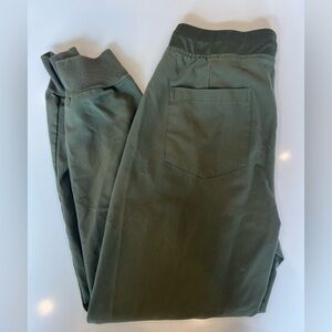 Mandala scrub joggers